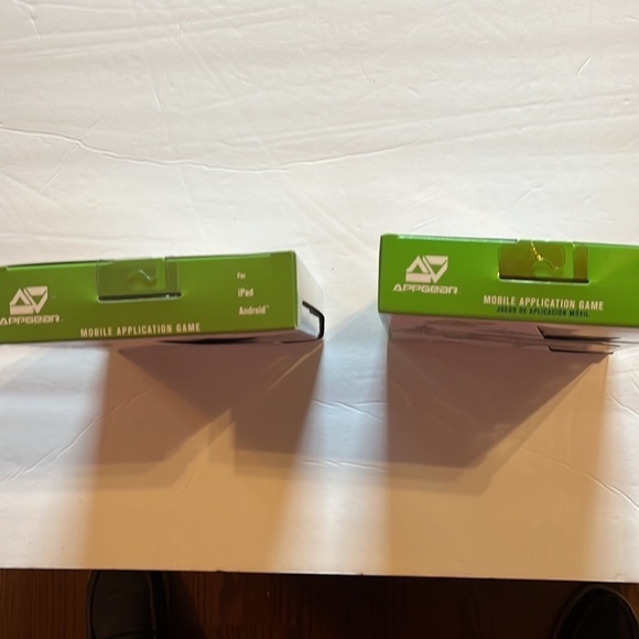 Appgear-Zombie Burbz services, Alien Jailbreak. Set of 2 see pic for details. - Picture 5 of 5